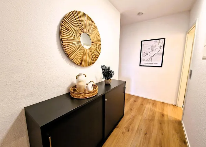 아파트 Staytona Apt With Ac & Balcony, Wifi & Workspace Near Frankfurt